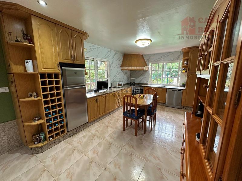 Foto d73ed17c-f8cf-436b-bb57-b890805c8ab8. Xalet amb calefacció aparcament piscina a Aldán Cangas