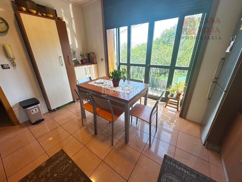 Foto e8a493c7-def5-45b3-9540-fb74113c59f8. Chalet avec chauffage parking piscine dans O Hío Cangas