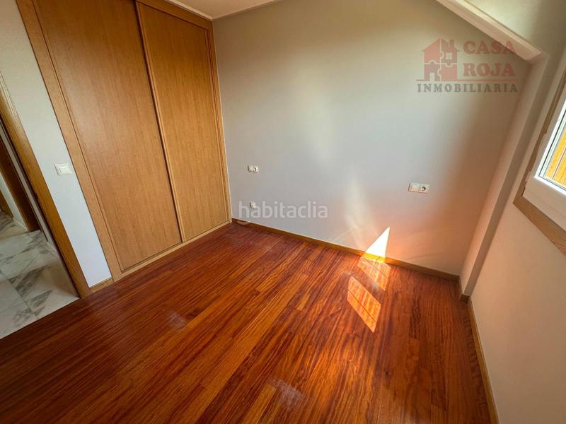 Foto 47908a4c-80e8-4ec8-bab4-2d3285806c17. Chalet exclusivo chalet independiente de piedra con vistas privilegiadas a la ría de vigo. en Cangas