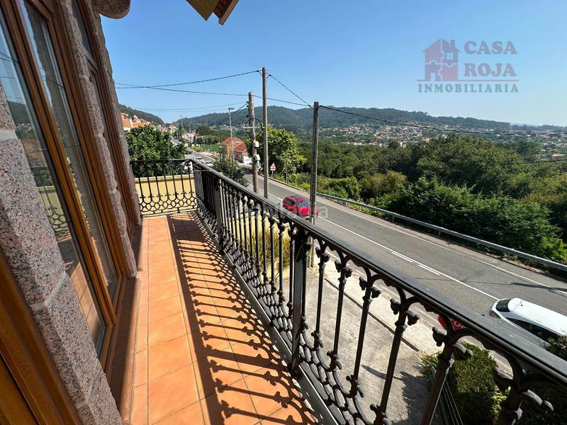 Foto 5fbdb237-3b96-4616-be0c-f1ff19dd5bc2. Chalet exclusivo chalet independiente de piedra con vistas privilegiadas a la ría de vigo. en Cangas