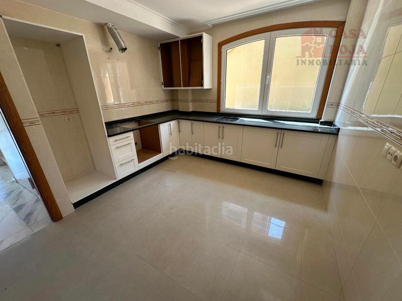 Foto 65eb5482-4c60-445c-8ffa-561b1e4fc4c0. Chalet exclusivo chalet independiente de piedra con vistas privilegiadas a la ría de vigo. en Cangas