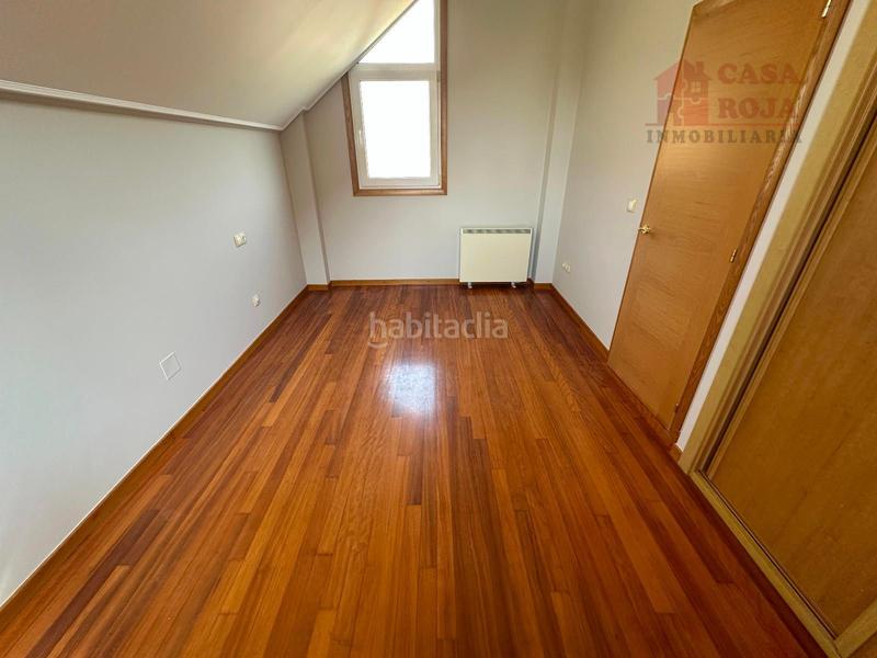 Foto 6b76b819-3397-4490-8d24-e92966492240. Chalet exclusivo chalet independiente de piedra con vistas privilegiadas a la ría de vigo. en Cangas