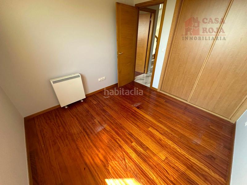 Foto 84131c92-d4be-490f-9408-c368ddfff257. Chalet exclusivo chalet independiente de piedra con vistas privilegiadas a la ría de vigo. en Cangas