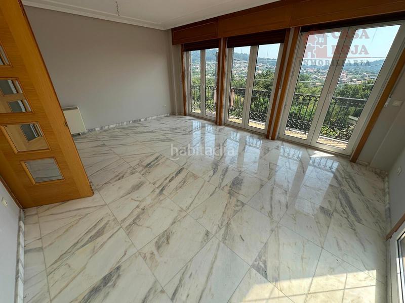 Foto 9377b3c1-b3b7-487a-840e-5375d260ac79. Chalet exclusivo chalet independiente de piedra con vistas privilegiadas a la ría de vigo. en Cangas