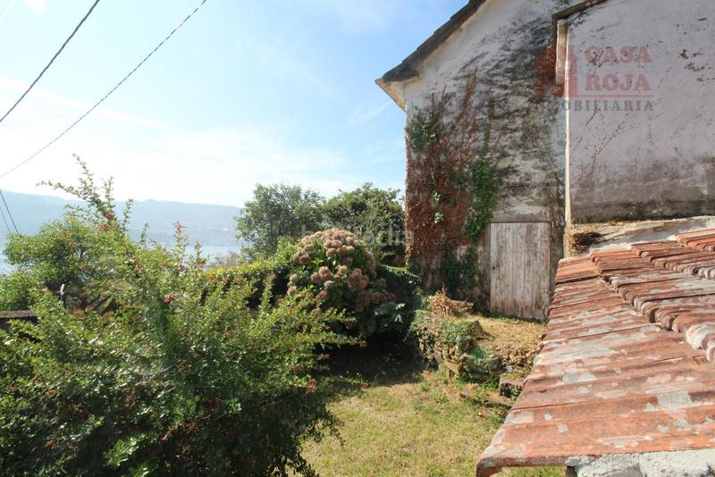 Foto 2ff15bbc-d5e6-44e0-b0d8-b7efc9e245f2. Casa  de piedra para reformar en domayo . en Moaña
