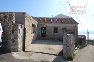 Maison à Moaña. Casa independiente lista para entrar a vivir en quintela moaña.