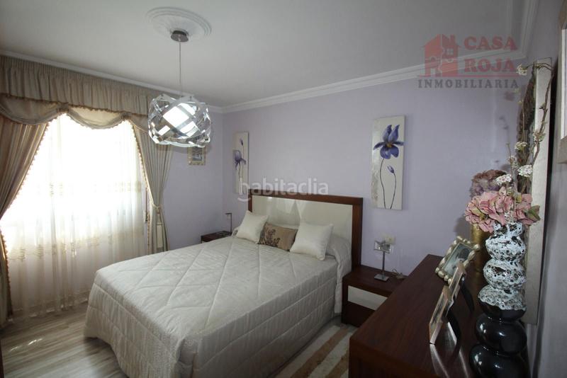 Foto 876979b2-1c24-4831-96a5-f2ecb364f3b1. Chalet with heating parking in Moaña