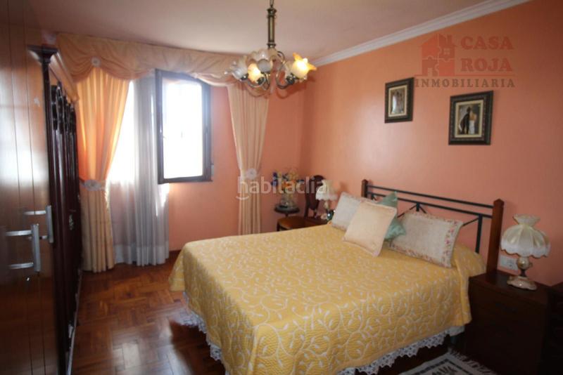 Foto a02bf5d5-6da5-4883-abf8-a9e879988d6a. Chalet with heating parking in Moaña