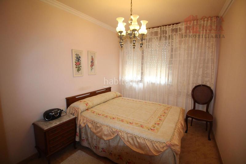 Foto c8741427-0f37-489b-b0bc-4190f034842b. Chalet with heating parking in Moaña