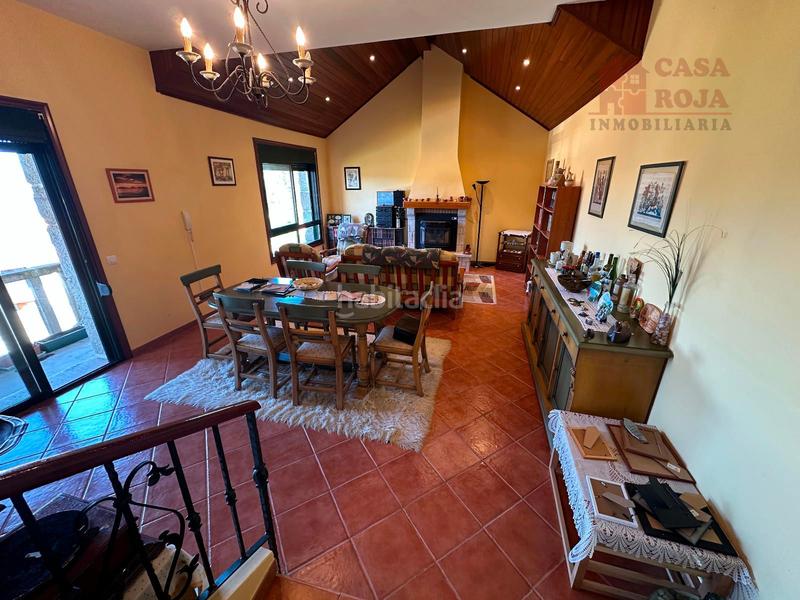 Foto 78066dbb-c9d9-4b74-bc1f-b6b8147da4b7. Chalet con parcheggio in Aldán Cangas