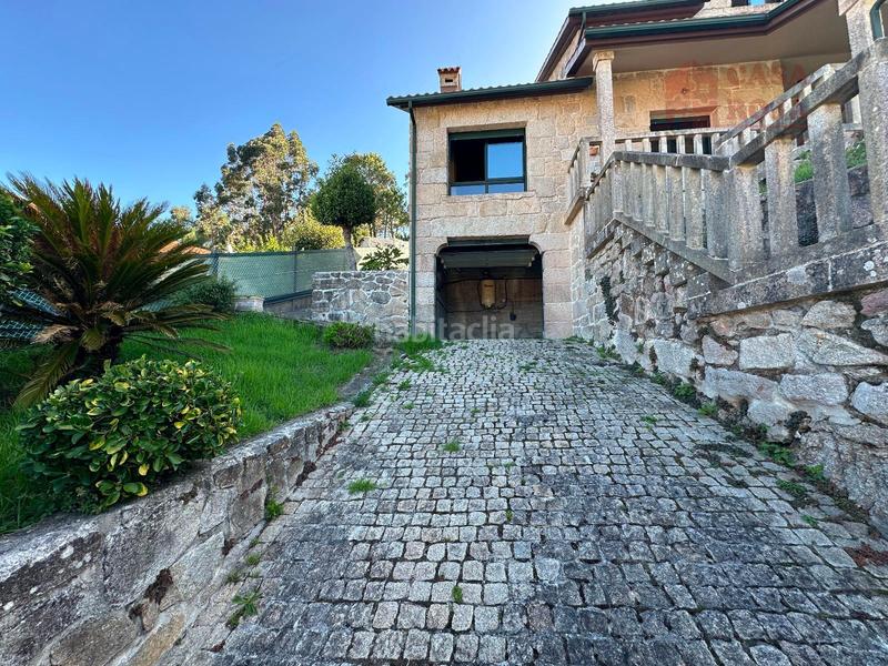 Foto a34cf3b0-6481-4c58-b58a-d904eb4bcb36. Chalet con parcheggio in Aldán Cangas