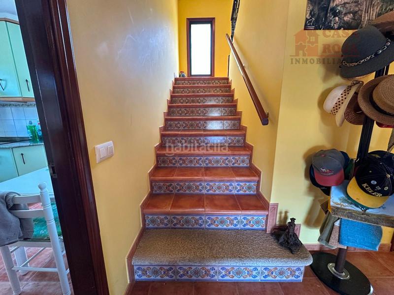 Foto bb061352-792b-4622-9d16-9ad7d8c19f83. Chalet con parcheggio in Aldán Cangas