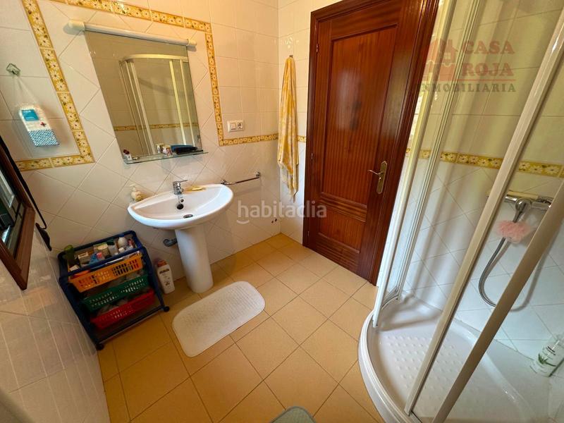 Foto d676346e-0d88-478d-a166-f636eef25f85. Chalet con parcheggio in Aldán Cangas