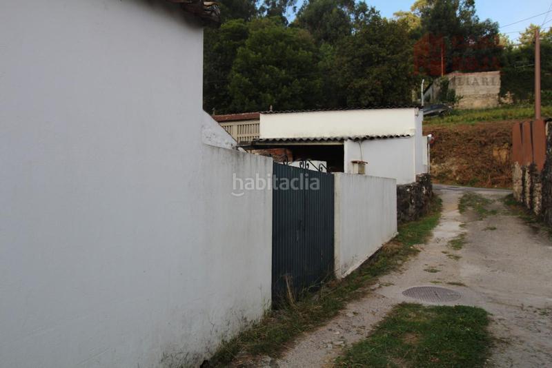 Foto 5282b4f6-f436-41fd-a561-fa7558b9bc65. Casa  pareada en venta para reformar en Coiro. en Cangas