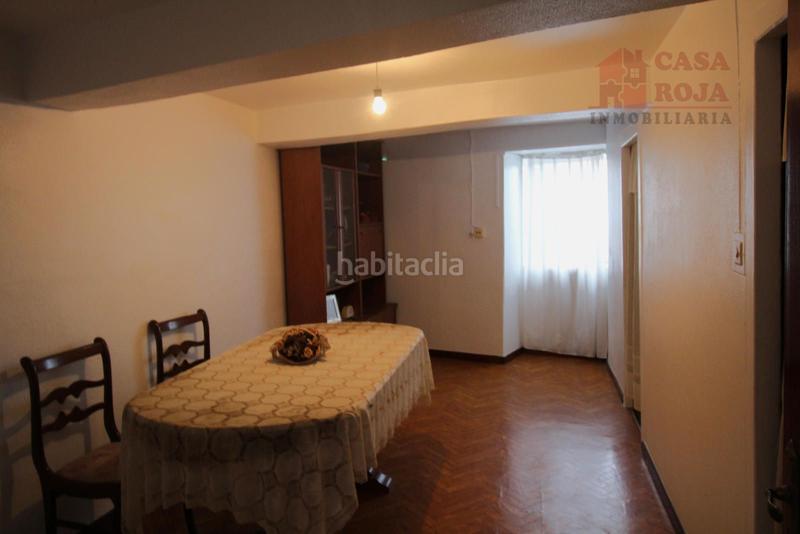 Foto a2bce565-4807-4176-9eb8-05bb40d6baad. Casa  pareada en venta para reformar en Coiro. en Cangas