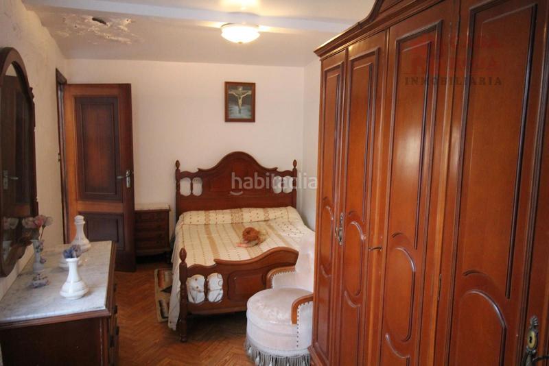 Foto d2cc542e-878c-4405-a042-2e10eafd8450. Casa  pareada en venta para reformar en Coiro. en Cangas