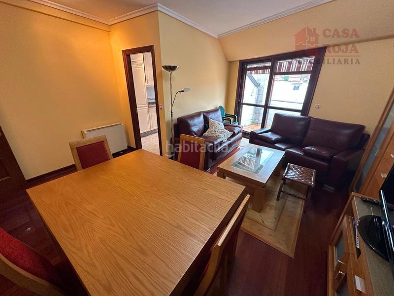 Foto 001bbd2e-93ee-412c-8a93-7301e708bf3d. Àtic amb calefacció aparcament a Moaña