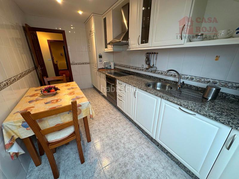 Foto 30184db8-281f-430d-a6a6-490344dbc1c1. Àtic amb calefacció aparcament a Moaña