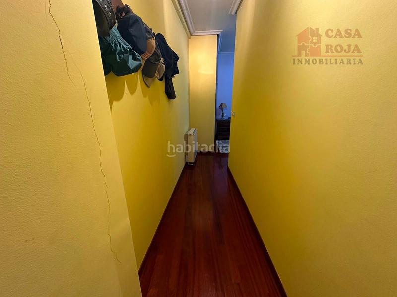 Foto 408bf53d-3ab3-489e-ad1a-b870825065fa. Àtic amb calefacció aparcament a Moaña