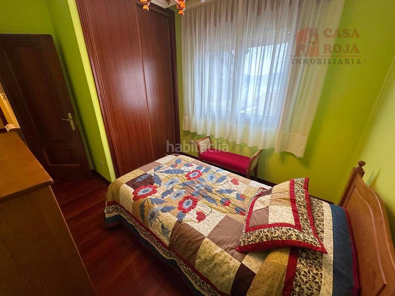 Foto 6a8e2341-0757-4c08-ac2f-6f1accdcbcd9. Àtic amb calefacció aparcament a Moaña