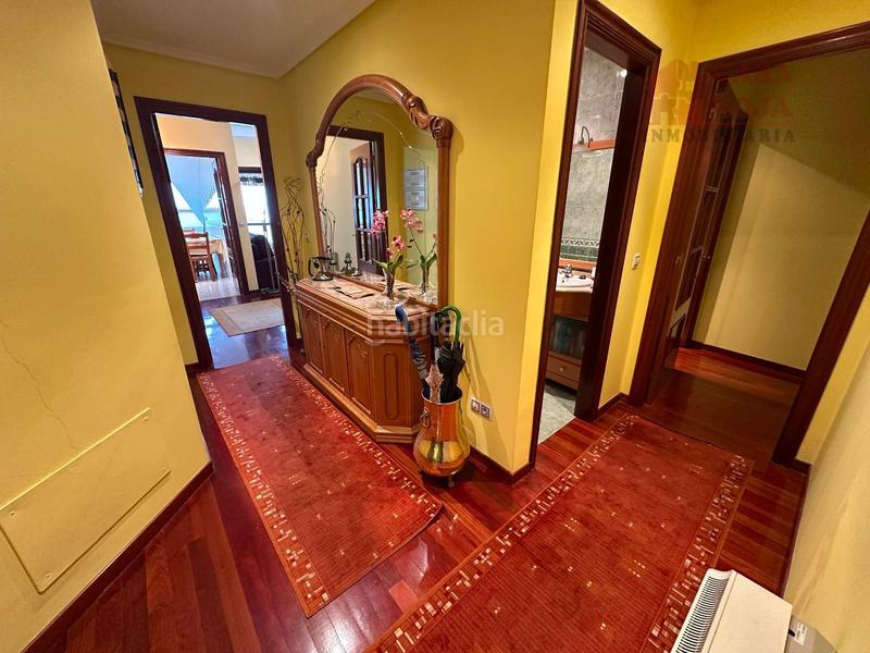 Foto 79b8f5d7-7d5f-4551-a1ab-c11cd3a0891b. Àtic amb calefacció aparcament a Moaña