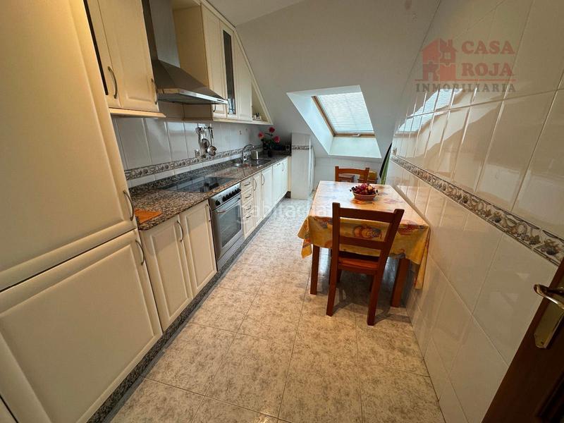 Foto 9d0155be-8b2a-47bc-a5df-a5af35715ab1. Àtic amb calefacció aparcament a Moaña