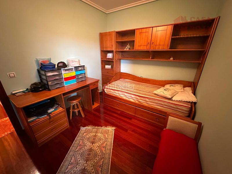 Foto a9094d30-441c-4a74-bb21-81ae29971071. Àtic amb calefacció aparcament a Moaña