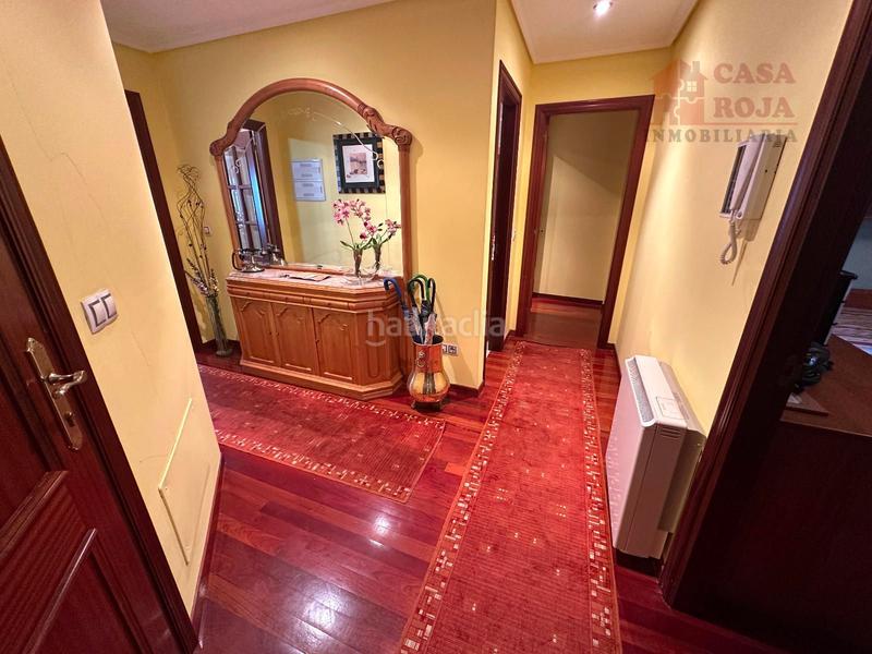 Foto bc283359-3a96-4059-9dcd-6392b75fd1a8. Àtic amb calefacció aparcament a Moaña