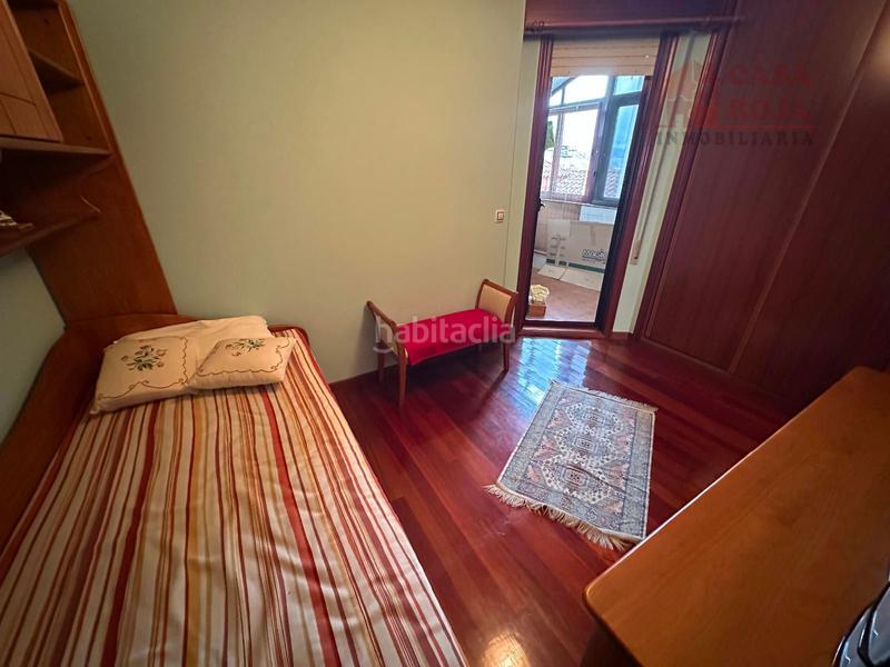 Foto c0ee0e1c-04b7-48f8-8bc2-bad016236497. Àtic amb calefacció aparcament a Moaña