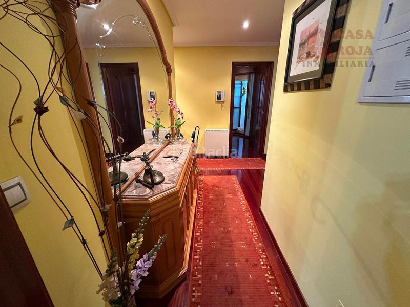 Foto c3c96f94-c6bd-46fe-b1a5-0f71862f2e87. Àtic amb calefacció aparcament a Moaña