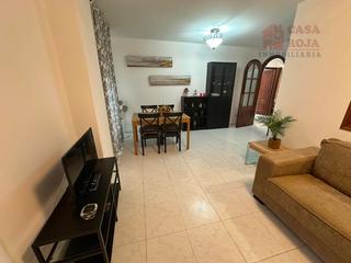 Appartement in Coiro. En exclusiva apartamento en venta a 500 m de la playa de rodeira