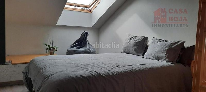 Foto 00052eb5-cd6d-4e2e-a194-e704287dd802. Edifici a Cangas pueblo Cangas