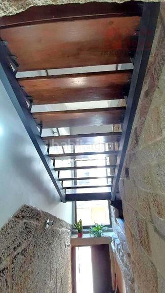 Foto 057de6ef-0229-4b7d-a0e7-271f2c4f756e. Edifici a Cangas pueblo Cangas