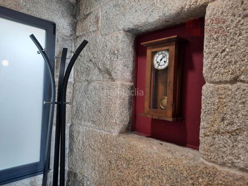 Foto 724b60d6-a0d1-47d8-984b-aa50288539c2. Edifici a Cangas pueblo Cangas