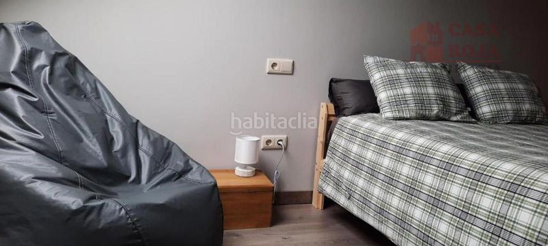 Foto c4166f35-94a4-47a7-afa5-68fc7843feab. Edifici a Cangas pueblo Cangas