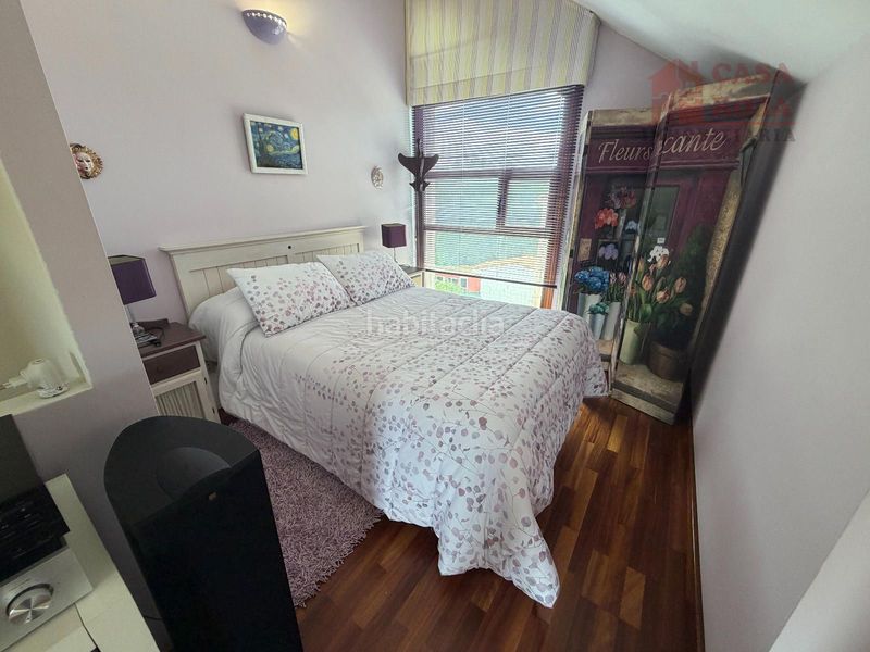 Foto 2c01b372-c650-49f7-81e3-e343ceec04bd. Casa adossada amb calefacció aparcament a Darbo Cangas