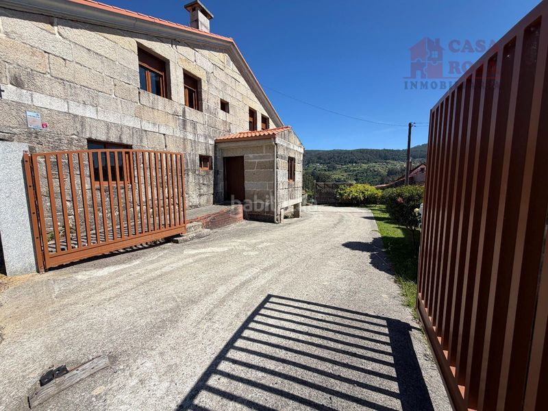 Foto f4294112-f18f-4869-b344-06376bd3a773. Xalet amb calefacció aparcament a Marín