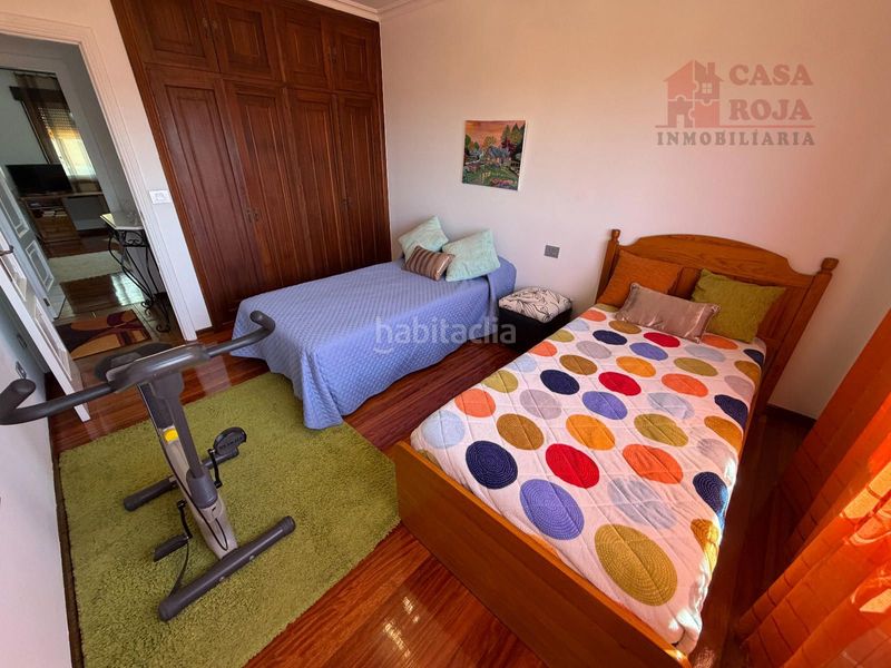 Foto 0142f842-9ea5-4da3-99f5-02550352503d. Xalet amb calefacció aparcament a Aldán Cangas