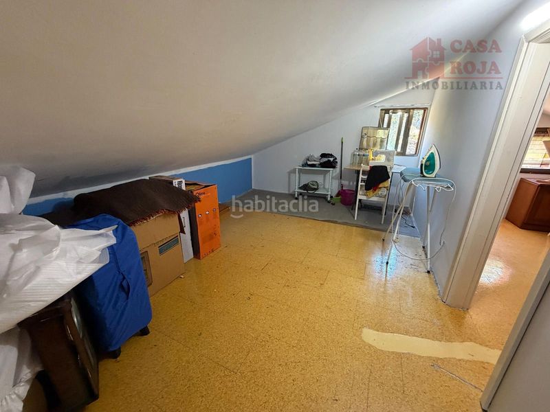 Foto af8efb46-e06a-40e7-a8af-2b8d9d5f4b7f. Xalet amb calefacció aparcament a Aldán Cangas