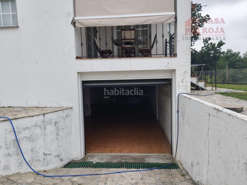 Foto f06ea29f-d4c1-498e-bba5-79c8e8b7544c. Xalet amb calefacció aparcament a Moaña