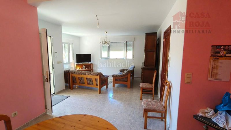 Foto 2d97be25-593e-448b-8d66-a4433e1f1168. Casa amb calefacció aparcament a Darbo Cangas