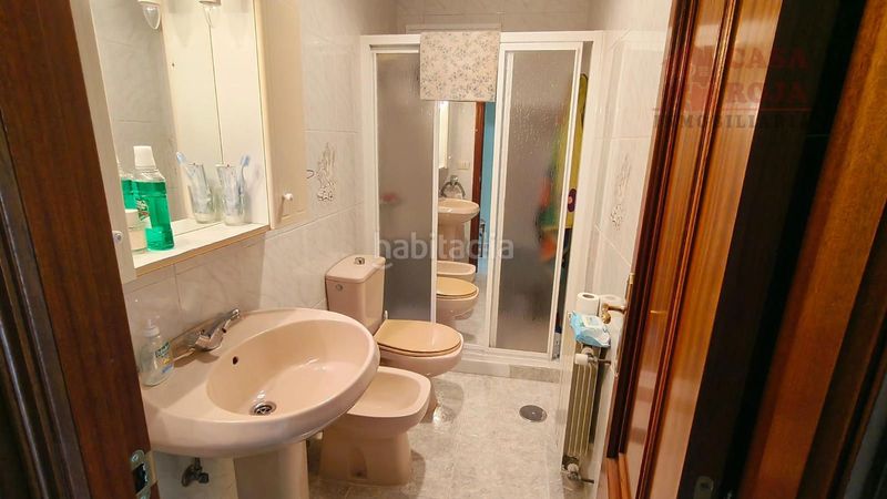Foto c2e3e0da-f90a-44de-a46c-e9a8f6207edc. Casa amb calefacció aparcament a Darbo Cangas