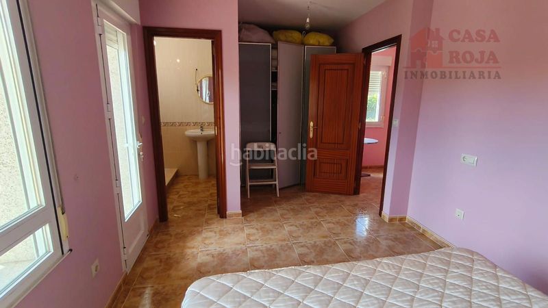 Foto daed0c63-02ae-46fc-969b-692f126464ae. Casa amb calefacció aparcament a Darbo Cangas