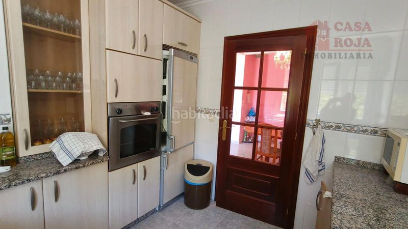 Foto e633c3cf-03c3-491e-b8ae-6ec27c261cb1. Casa amb calefacció aparcament a Darbo Cangas