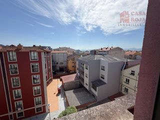 Àtic  Rúa canabés de abaixo. Ático en venta a 320 m de la playa de rodeira en cangas de morra
