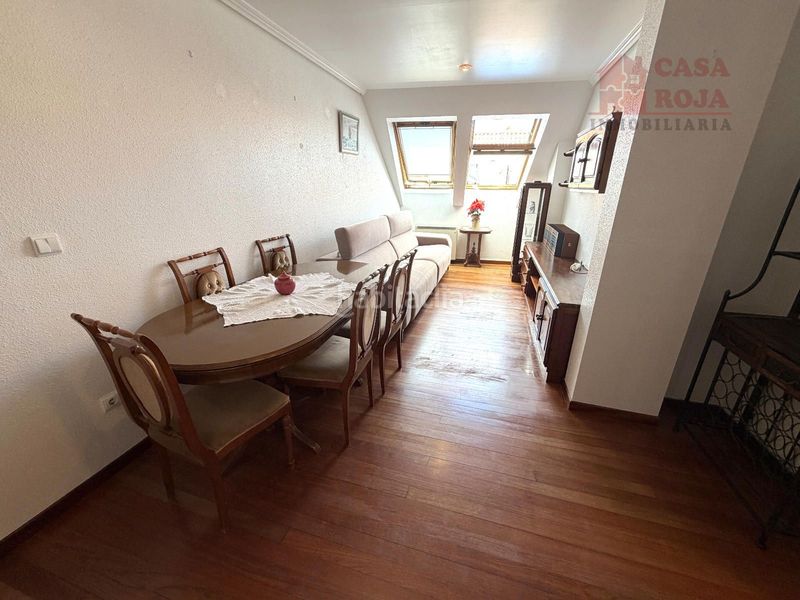 Foto ad2dbed0-6459-4998-8dd0-ae97895dc0de. Àtic amb calefacció aparcament a Coiro Cangas