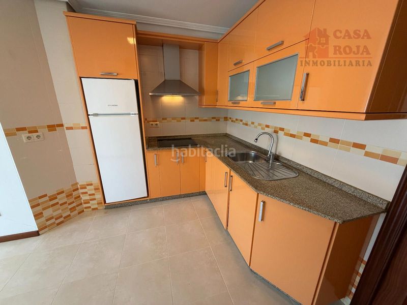 Foto 6c467f04-4e00-4831-9662-407463e63bc0. Àtic amb calefacció aparcament a Coiro Cangas