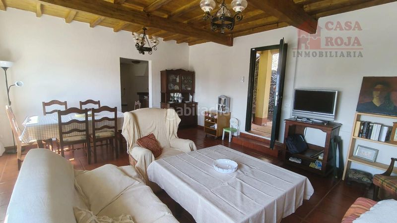 Foto 2b34277b-2972-4e51-9216-45a33b28a8d8. Casa amb aparcament a Moaña