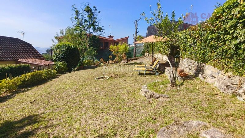 Foto a630a1a0-b789-48a1-94d8-4bf71eeb9f03. Casa amb aparcament a Moaña