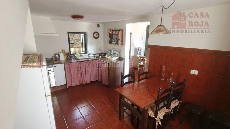 Foto aeef34b6-4f18-447c-b3a7-db3721cf502d. Casa amb aparcament a Moaña